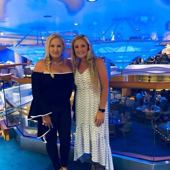 Meet your Posher, Patty - Picture 1 of 1